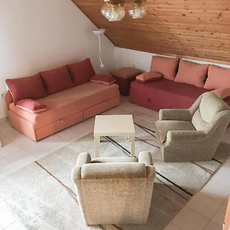Baranya Apartman Ata Exterior photo