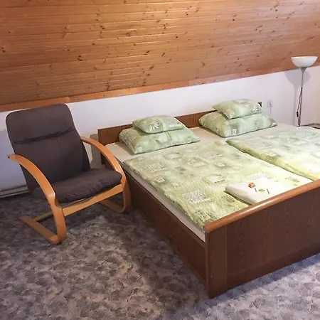 Baranya Apartman Ata Exterior photo